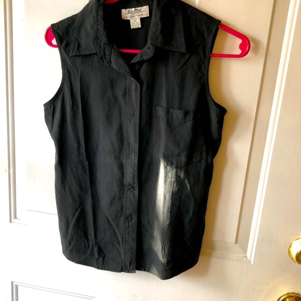 Ladies black silk blouse size petite small 100% silk 1 breast pocket. NWOT